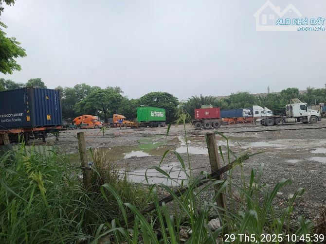Bán đất MT đường Võ Chí Công p Phú Hữu Tp Thủ Đức - 1