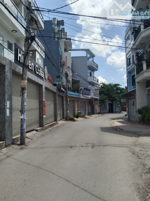 Bán gấp nhà 116m2. 3 tầng. Đường số 2. BHHB. Bình Tân. 6.7T - 1