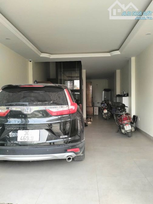 Chủ gửi em bán căn nhà trong khu dịch vụ 25.2 ha, DT 89m2, 5 tầng, thang máy, giá 15.5 tỷ - 1