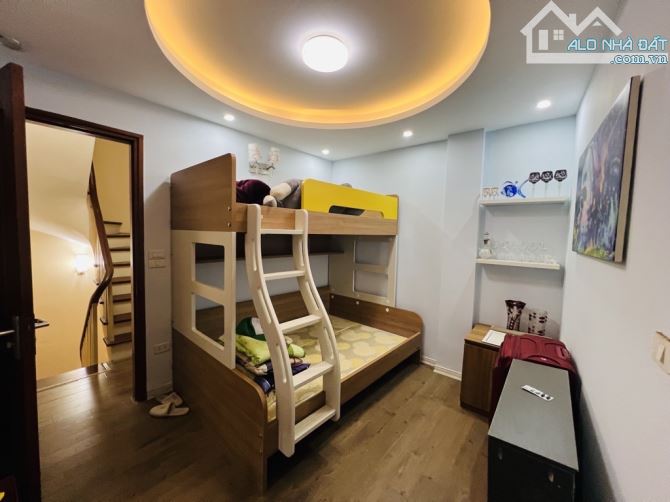 B.ÁN NH.À mặt Ngõ Linh Quang, lô góc: 40 m2 x 4  tầng, MT 6 m chỉ 9.1 tỷ. Nhà xây còn mới - 1