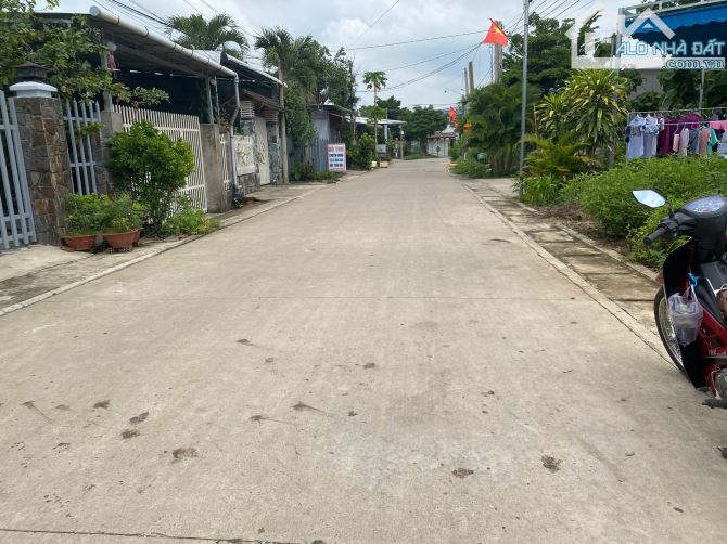 bán lô đất ở tại đô thị 571m2 đất có 15m mặt tiền đường hiển thị thích hợp mở nhà nghix - 1