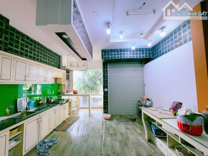 NT042 Cho thuê nhà 2 Lầu Mặt Tiền Nguyễn Ái  Quốc _Gần P.Hố Nai . Tp Biên Hoà - Giá chỉ 15 - 1