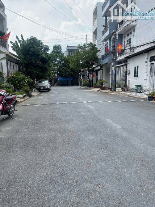 Bán gấp đất ngay ngã ba chợ Đầu Mối, DT 120m2, sổ hồng riêng, - 1