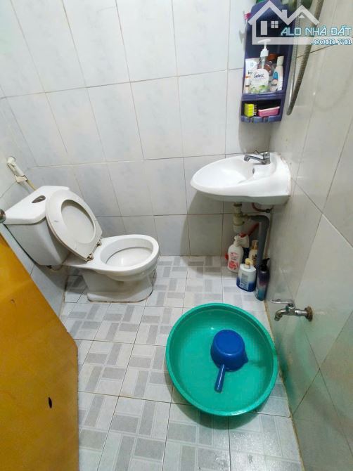 Bán nhà cấp 4 có gác, ngang 4m, hẻm xe máy, kdc hiện hữu, cách 200m đến bênh viện Ung Bứu. - 1