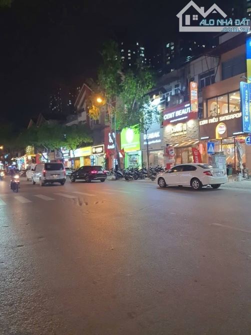 CHỈ 16TỶ NHÀ PHỐ NGUYỄN VĂN LỘC HÀ ĐÔNG PHÂN LÔ VỈA HÈ 2 THOÁNG TRƯỚC SAU KDOANH ĐẲNG CẤP - 1