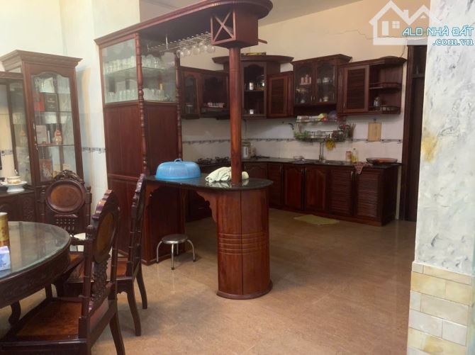 Bán nhà hẻm 8m Nguyễn Súy Tân Phú 250m2 đúc 2 lầu giá 23.9 tỷ TL (cách Gò Dầu 300m) - 1