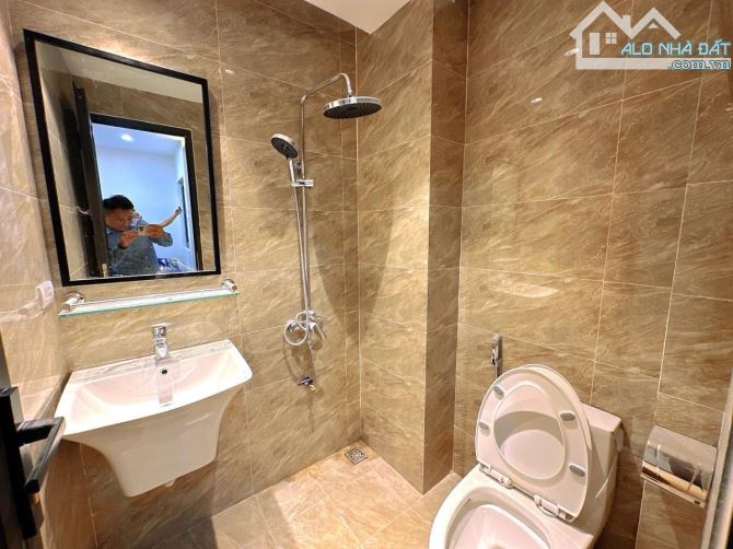 Dòng tiền 120tr/th, Tôn Thất Tùng 80m2*6T, MT6m mặt ngõ cách phố 20m, 2 mặt thoáng 22 tỷ - 1
