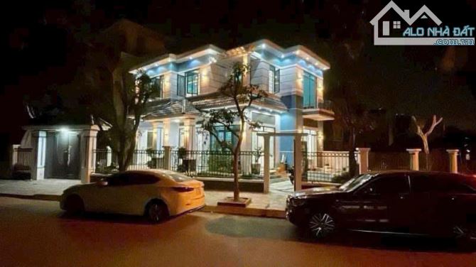 Bán biệt thự Siêu Vip Gần Lê Hồng Phong . DT 177m2 x 2T Lô Góc - 1