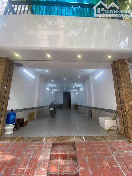 BÁN NHÀ PHÂN LÔ NGUYỄN PHÚC LAI - HOÀNG CẦU 64m X7 TẦNG THANG MÁY - GIÁ: 22 TỶ - 1