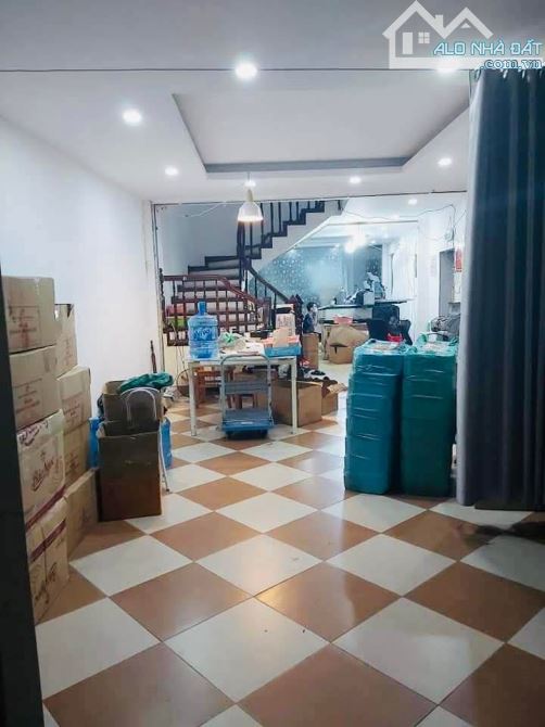 BÁN NHÀ TÂY SƠN ĐỐNG ĐA 92m X5 TẦNG - MT 4.2m - GIÁ: 17.5 TỶ - 1