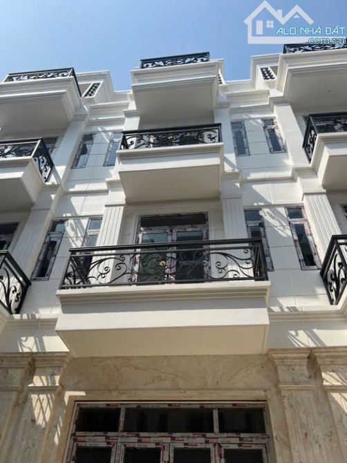 BÁN SIÊU PHẨM 4PN,4WC KHU PHÂN LÔ ĐỒNG BỘ ĐƯỜNG VÕ THỊ LIỄU - Q12- 52M²- 4 TẦNG- HẺM 8M - 1