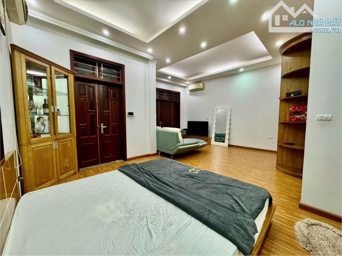 CÒN 1 CĂN DUY NHẤT- BÁN NHÀ LÝ NAM ĐẾ - Ô TÔ TRÁNH- 65M2 - 6 TẦNG THANG MÁY - 6M MT 35 TỶ - 1