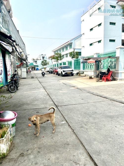 SIÊU PHẨM VỪA Ở VỪA KINH DOANH 5 TẦNG LÔ GỐC NGAY TÊN LỬA - NGANG LỚN 6M - DT 100M - SÁT C - 1