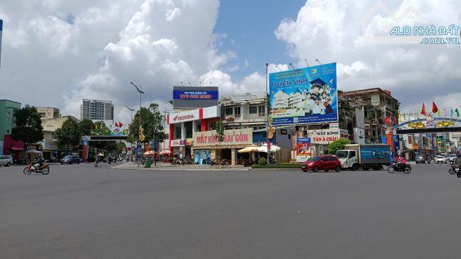 Bán nhà mặt tiền Hà Huy Giáp, Trung Dũng, Biên Hòa, 80m2, giá 13 tỷ. - 1