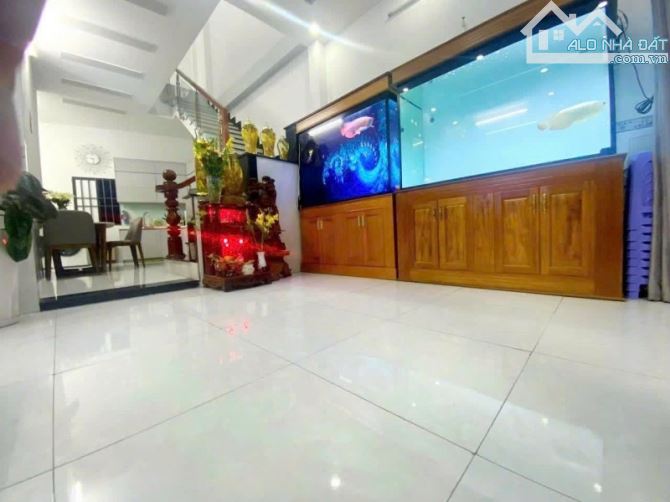 Bán nhà ĐẸP 2 Tầng Trung Tâm Dĩ An,đường ô tô,gần Bcons Garden - 1