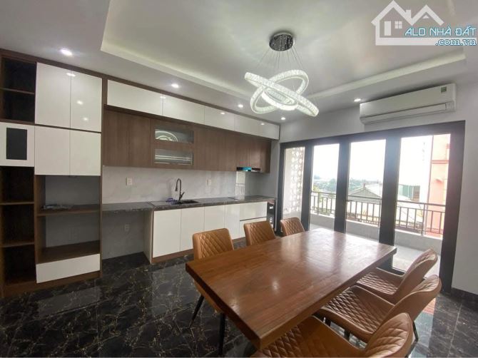 BÁN NHÀ PHÂN LÔ NGUYỄN PHÚC LAI - HOÀNG CẦU 64m X7 TẦNG THANG MÁY - GIÁ: 22 TỶ - 12