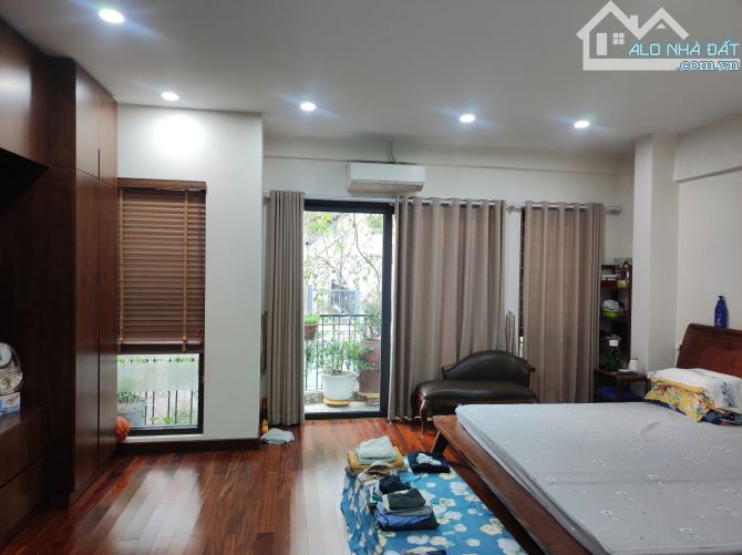 Bán nhà khu vực Đặng Thái Thân, DT 57m x 6 tầng thang máy, mặt tiền 5m, 24.5 tỷ - 2