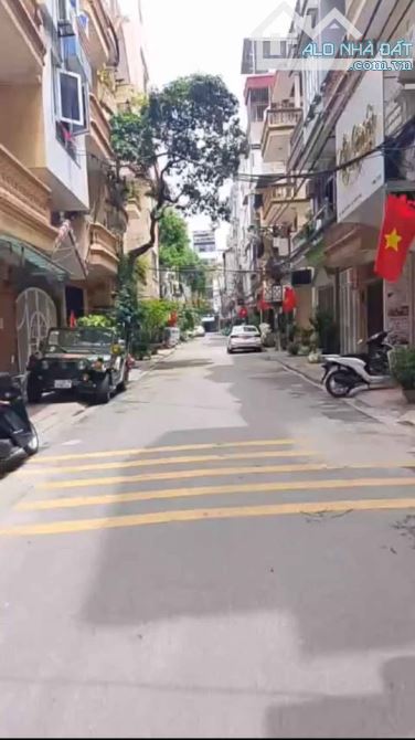🏡 Nhà Phân Lô quân đội – Mặt Ngõ Thông Bàn Cờ – Lexus Ngủ Trong Nhà – Chỉ 11.4 Tỷ - 2