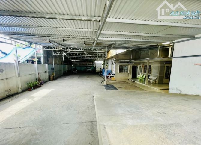Hót Hàng Hiếm Anh Chị Ơi! Bán Mặt Tiền Bà Triệu Ngang 26M x 34M - 2