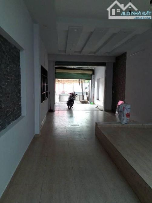 Nhà cấp 4 Mặt tiền đường LÊ THỊ RIÊNG, phường TA,Q12, dt 113,4m2 (4mx28m), Đường 30m💰11Tỷ - 2
