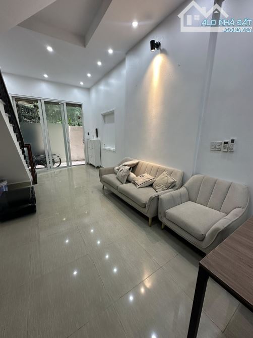 Nhà hiếm hộ khẩu Hai Bà, ngõ thông 3 gác, thiết kế đẹp, full nội thất, 46m2, giá 7.55 Tỷ. - 2