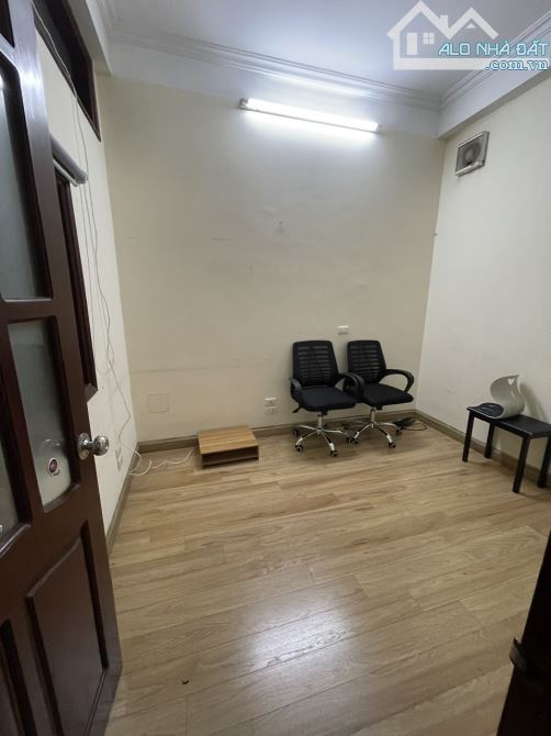 Cho thuê nhà nguyên căn xuân la - tây hồ. 45m2 x 5 tầng. full nội thất. - 2