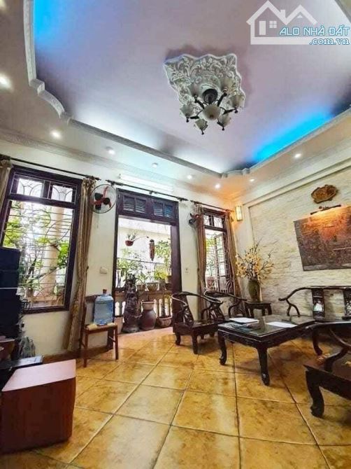 BÁN NHÀ PHỐ YÊN LÃNG ĐỐNG ĐA Ô TÔ VỀ NHÀ 80m X5 TẦNG- GIÁ: 13.5 TỶ - 2
