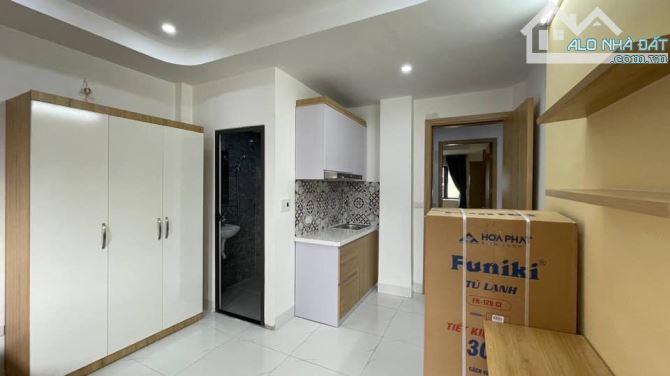 Bán GẤP BĐS Dòng Tiền - 90m2x9T, 28P KK - Ngõ Thoáng - Full Nội Thất - 2