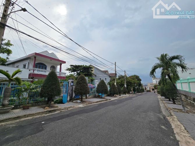 BÁN ĐẤT BIỂN TRẦN PHÚ VŨNG TÀU - DT 314M2 GIÁ CHỈ 20 TỶ - CÁCH MẶT BIỂN 70M ĐI BỘ - 2