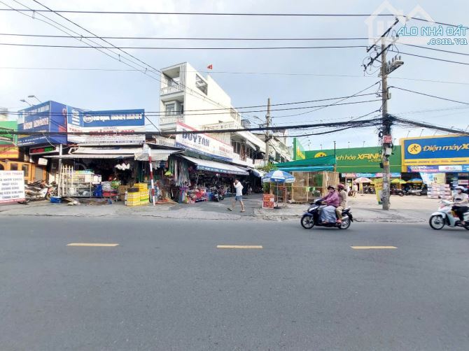 SIÊU PHẨM 4 TẦNG - CÁCH MT PHẠM VĂN CHIÊU 30M - GIÁ CỰC TỐT - 2