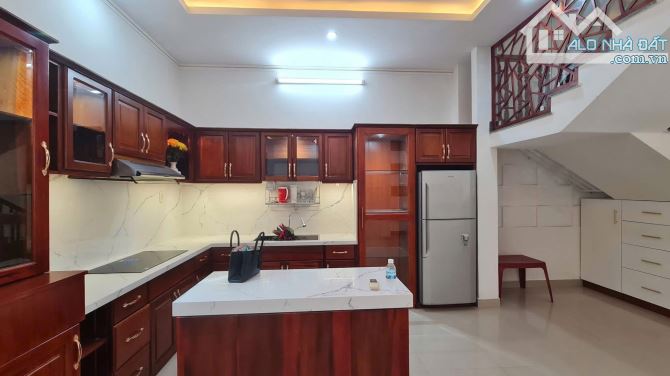 Bán nhà 3tầng mặt tiền khu bàn cờ 107m2 ngang5.33m giá 8.9tỷ - 1