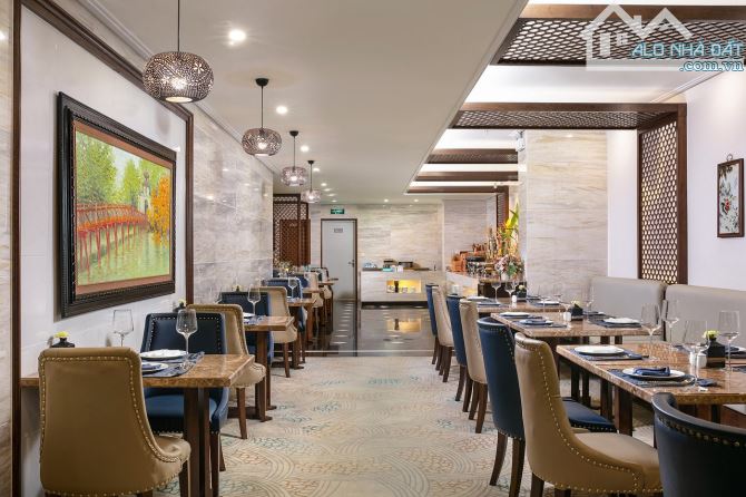 Bán nhanh - Bán gấp khách sạn mặt phố Hàng Bông - 310m2 - 13 tầng - mặt tiền 8.5m - 290 tỷ - 3