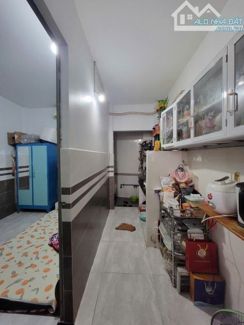 BÁN NHÀ 2 TẦNG HXH Đ. HUỲNH THỊ HAI Q. 12- DT 51m2 (4x13) chỉ 4,2tỷ Diện tích chuẩn - 3