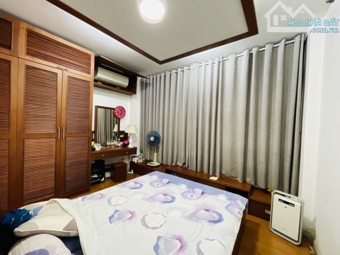 Bán nhanh nhà 65m2. 4 tầng. Hương lộ 3. BHH. Bình Tân. 7.2T - 3