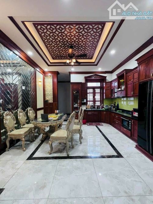 BÁN BIỆT THỰ 1 TRỆT 2 LẦU 250M2 LONG BÌNH SỔ RIÊNG THỔ CƯ  12.5 TỶ TL - 3