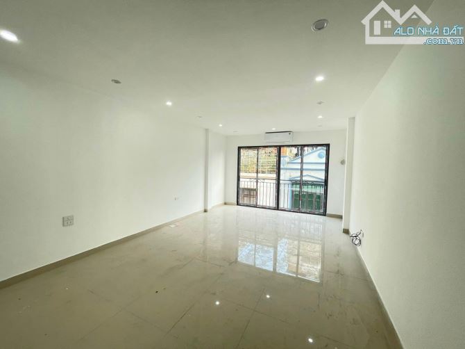 BÁN NHÀ PHỐ TRẦN QUANG DIỆU 45m X6 TẦNG THANG MÁY - GIÁ 18 TỶ - 3
