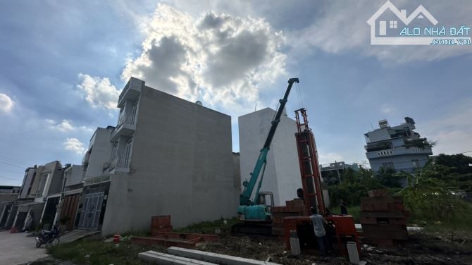 Bán Đất Full Thổ cư - 52m2- HXH- Thạnh Xuân 52- Q12- Chỉ 2 Tỷ 8 - 3