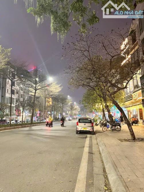 Bán nhà mặt ngõ Đào Tấn - Sổ 35m2 - 5 tầng - ngõ xe 3 gác chạy - giá  7,6 tỷ - 3