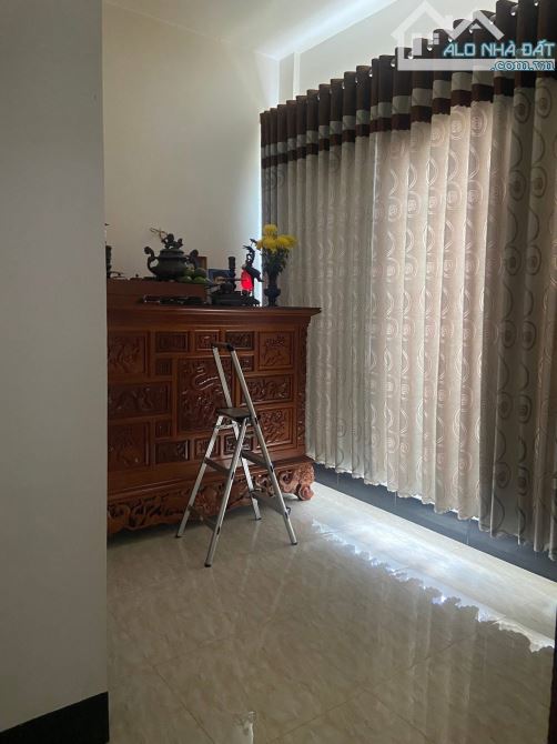 BÁN BIỆT THỰ ĐƯỜNG HÀN MẠC TỬ. DT:13x27M. GIÁ: 25 TỶ - 3