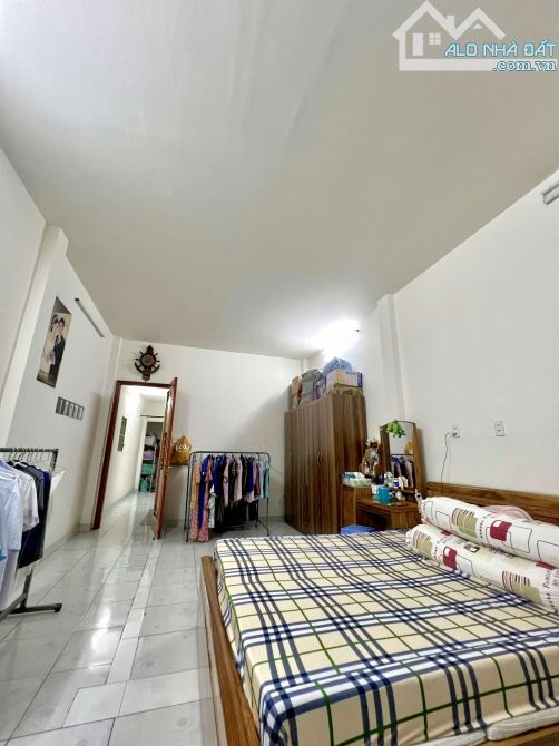 3 TẦNG MỚI ĐẸP CẠNH HƯƠNG LỘ 3 & AEON TÂN PHÚ- 64M2 (4x16)- HẺM XE TẢI THÔNG -CHỈ HƠN 6 TỶ - 3