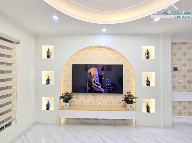 Cần tiền bán Tả Thanh Oai 56m, 5 tầng, thang máy, 5.7 tỷ,