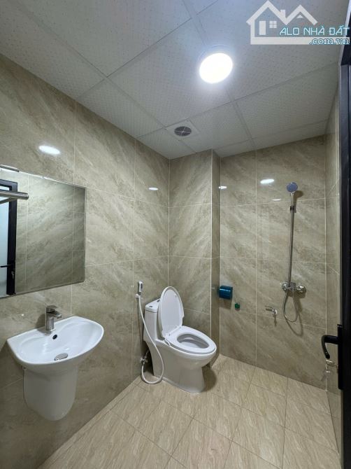 🏡 BÁN NHÀ MỚI 4.5 TẦNG,DT 35M2– ĐA SỸ, HÀ ĐÔNG – GIÁ 5 TỶ 250 TRIỆU (CÓ THƯƠNG LƯỢNG) - 4