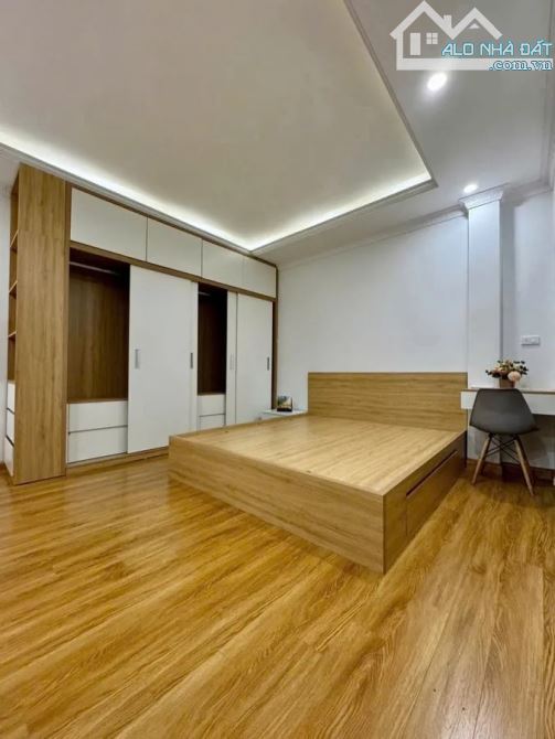 Bán nhanh Nhà Ngọc Thụy xây mới kính koong - ngõ VIP nhất 31m2 5 tầng mt4m chỉ hơn 6 tỷ - 4
