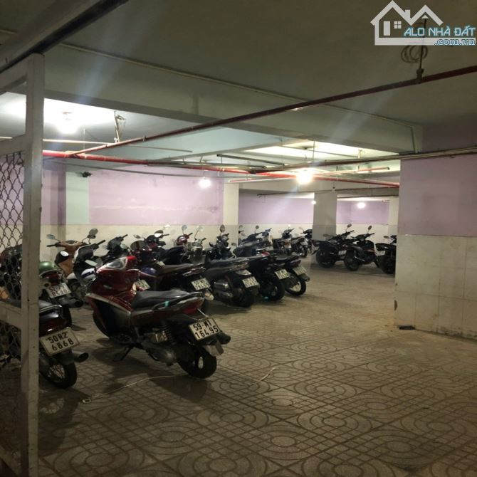TÒA NHÀ ĐƯỜNG ÂU CƠ 572M2 6 TẦNG - 22X27 - 65 PHÒNG CHDV + 1 CĂN NHÀ 4 TẦNG - GIÁ 83.X TỶ - 4