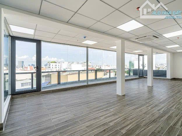 🔥 Toà nhà văn phòng ngang 12M khu sân bay - HDT 140 triệu/tháng - 7 tầng ốp kính - 38 tỷ - 4