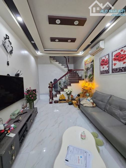 🏡 BÁN NHÀ 3 TẦNG – 60M² – LAM SƠN, LÁN BÈ, LÊ CHÂN – GIÁ CHỈ 2,3 TỶ 💥 - 4