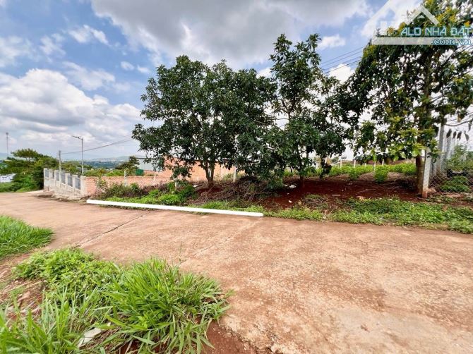 ✨ 10x46M có 168M2 ONT, Đất cao thoáng View toàn cảnh Thị trấn, chạm Đà Lạt chỉ 12Km - 1 TỶ - 4