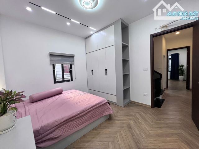 Bán Nhà Đẹp Lê Trọng Tấn - Thanh Xuân - Ô Tô - Ở Ngay - FULL Nội Thất - DT45m2 - 5T- MT4m - 5