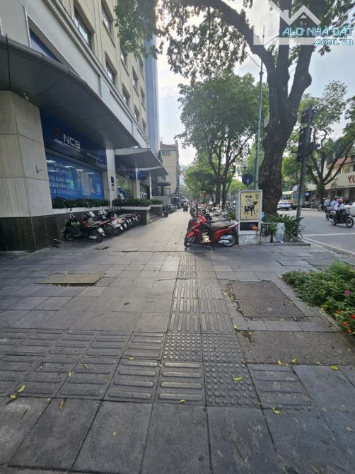 bán toà văn phòng phố Bà Triệu, P.Tràng Thi, Q.Hoàn kiếm, 2 mặt phố, lô góc, giá 750 tỉ - 5