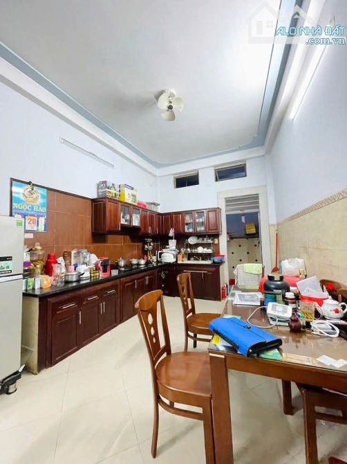 GẤP - NGỘP BANK - HXH THÔN NGUYỄN VĂN QUÁ - SÁT GÒ VẤP - 84m2,3L ST 5PN, KHU DÂN TRÍ, 535T - 6